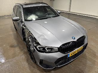 BMW 3-serie 330e 135kW Automaat Pano picture 19