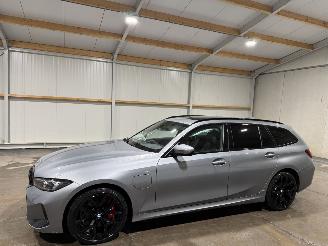 BMW 3-serie 330e 135kW Automaat Pano picture 9