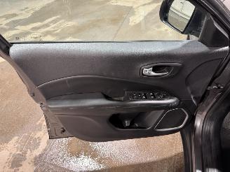 Jeep Compass 1.4 MultiAir 103kW Night Eagle picture 34