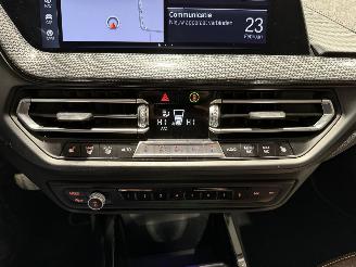 BMW 1-serie 118i 103kW Automaat High Executive Edition Schuifdak picture 48