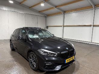 BMW 1-serie 118i 103kW Automaat High Executive Edition Schuifdak picture 3