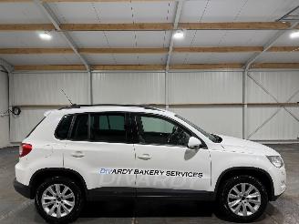 Schadeauto Volkswagen Tiguan 1.4TSI 110kW Navi ECC Camera 2009/6