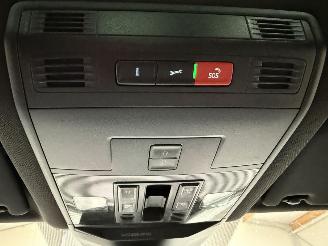 Volkswagen T-Roc 1.5TSI 110kW Automaat Sport R Panoramadak picture 49