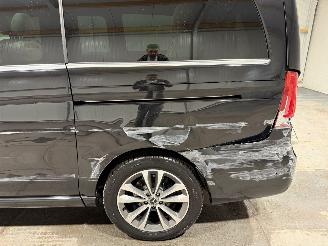 Mercedes EQV 300 90kWh 150kW Avantgarde Burmester Volleder picture 36