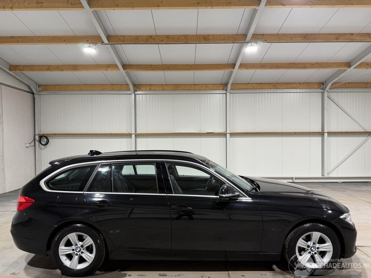 BMW 3-serie 318i 100kW Automaat Luxury Edition