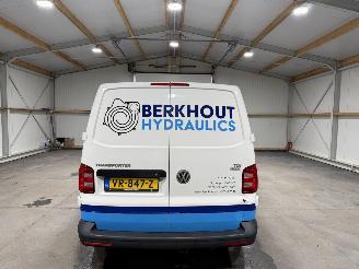 Volkswagen Transporter 2.0TDI 62kW Airco Navi Leder picture 7