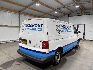 Volkswagen Transporter 2.0TDI 62kW Airco Navi Leder picture 6