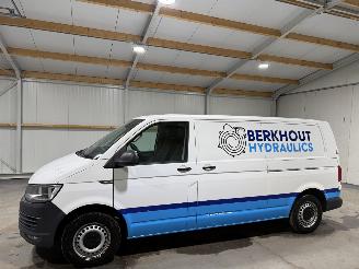 Volkswagen Transporter 2.0TDI 62kW Airco Navi Leder picture 9