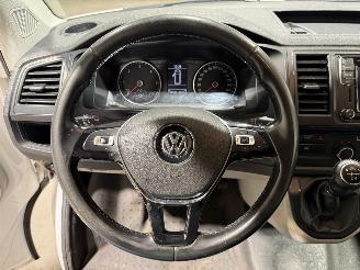 Volkswagen Transporter 2.0TDI 62kW Airco Navi Leder picture 14