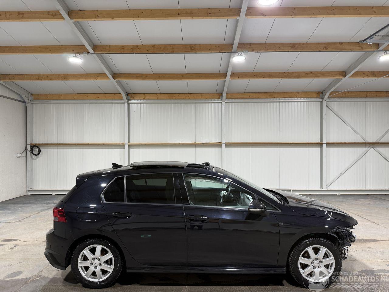 Volkswagen Golf 1.5 eTSI 110kW Automaat R-Line Pano