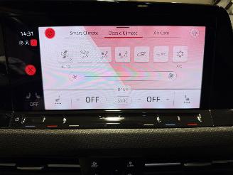 Volkswagen Golf 1.5 eTSI 110kW Automaat R-Line Pano picture 36