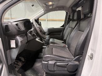 Toyota Proace 2.0D-4D 90kW Cool Comfort picture 23