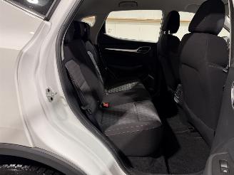 MG ZS 50kWh 130kW EV Standard Range Comfort picture 37