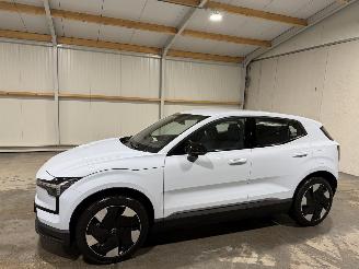 Volvo EX30 69kWh 200kW Single Motor Extended Range Plus picture 9