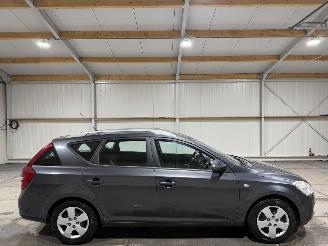 Auto incidentate Kia Cee d 1.4 80kW X-Tra ISG Airco 2009/7