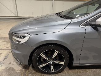 Volvo V-40 2.0T2 90kW Clima Camera Inscription picture 15