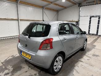 Toyota Yaris 1.3VVTi 64kW Automaat Airco Sol MMT picture 6
