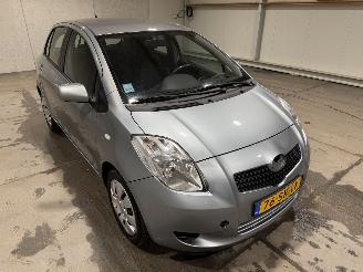 Toyota Yaris 1.3VVTi 64kW Automaat Airco Sol MMT picture 17