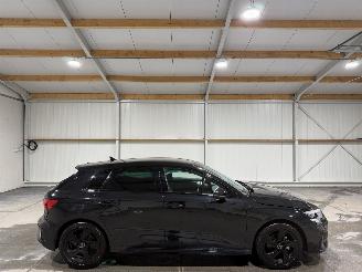 Unfallwagen Audi A3 SPORTBACK 35TFSI 110kW Automaat S Edition 2024/6