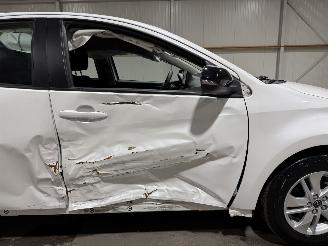 Mazda 2 1.5Hybrid 68kW Automaat Centre-Line picture 15