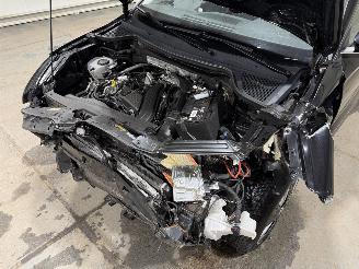 Skoda Karoq 1.5TSI 110kW ACT Business Edition Pano picture 27