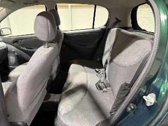 Toyota Yaris 1.3-16V 63kW VVT-i Luna picture 18