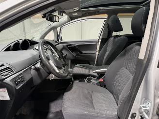 Toyota Verso 1.8VVT-i 108kW Automaat Dynamic Business picture 37