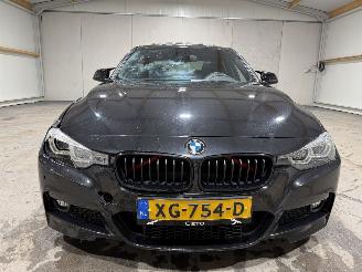 BMW 3-serie 320i 135kW Automaat Schuifkantel M Sport Edition picture 23