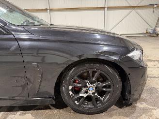 BMW 3-serie 320i 135kW Automaat Schuifkantel M Sport Edition picture 16