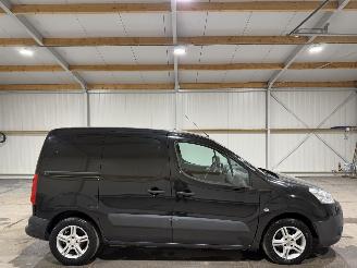 dommages fourgonnettes/vécules utilitaires Peugeot Partner 1.6HDI 55kW Airco  L1 XR Profit + 2010/8