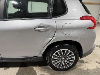 Peugeot 2008 1.2PureTech 60kW Automaat Pano Active picture 14