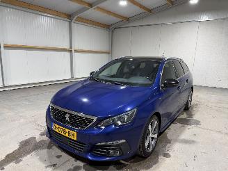 Peugeot 308 1.2PureTech 96kW GT-Line picture 10