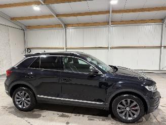 Volkswagen T-Roc 1.0TSI 85kW Sport picture 2