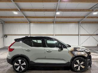 Schadeauto Volvo XC40 70kWh 170kW Recharge Ultimate Pano 2023/6