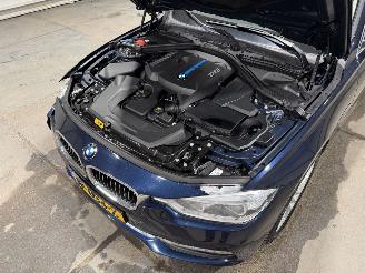 BMW 3-serie 330e 135kW Automaat Centennial High Executive picture 27