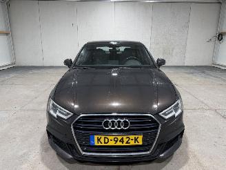 Audi A3 LIMOUSINE 1.6TDI 81kW Automaat Sport Line S picture 4