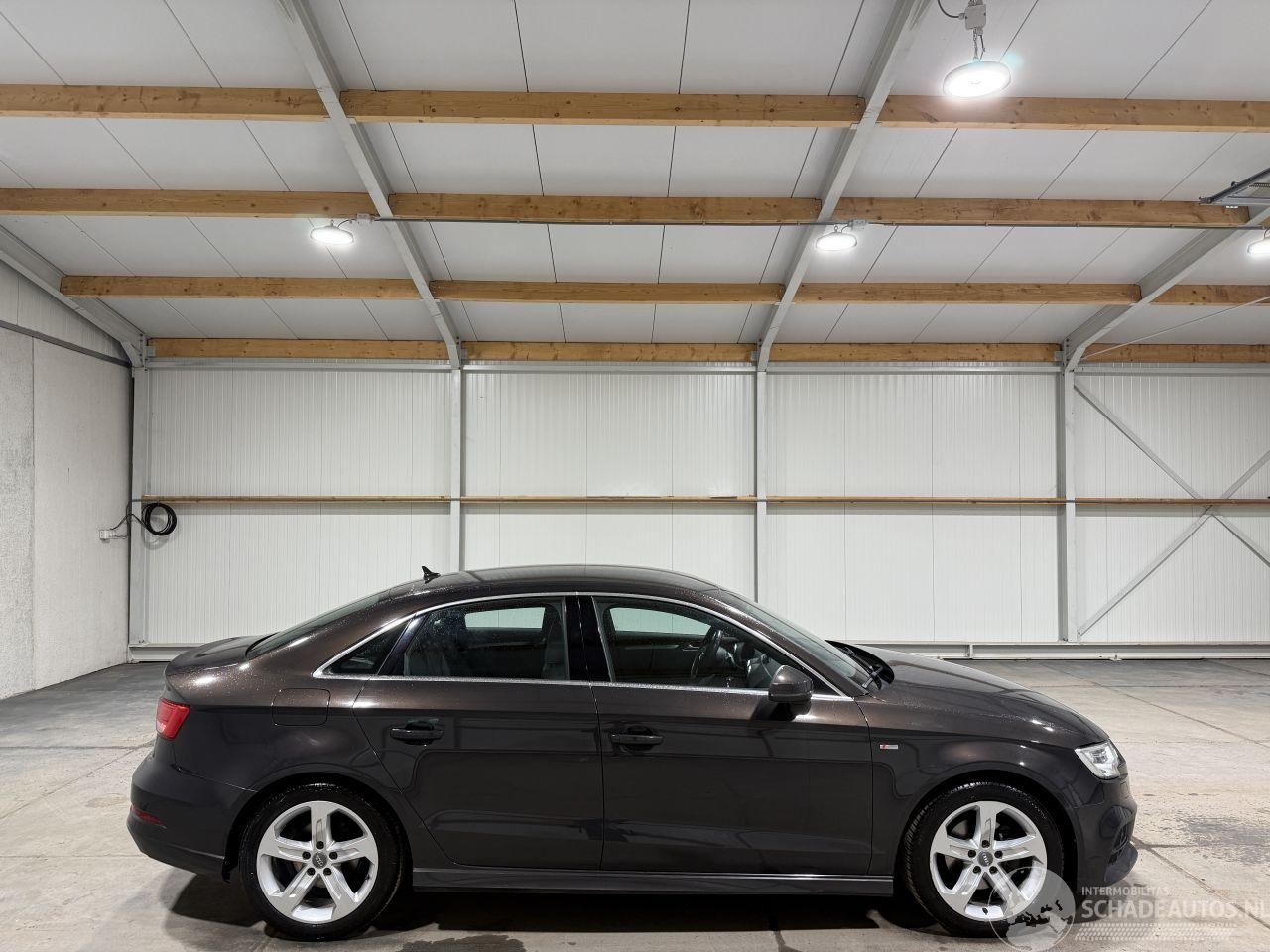 Audi A3 LIMOUSINE 1.6TDI 81kW Automaat Sport Line S