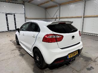Kia Rio 1.4CVVT 80kW Executiveline Airco picture 11