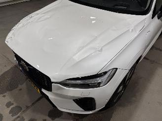 Volvo Xc-60 2.0T6 PluginHybrid 186kW Automaat AWD Ultimate DARK Pano picture 22