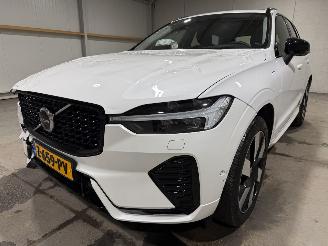 Volvo Xc-60 2.0T6 PluginHybrid 186kW Automaat AWD Ultimate DARK Pano picture 25