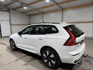 Volvo Xc-60 2.0T6 PluginHybrid 186kW Automaat AWD Ultimate DARK Pano picture 11