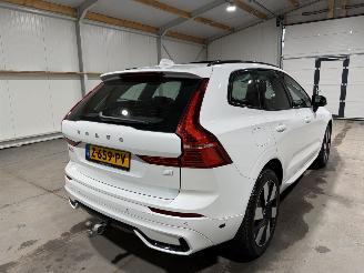 Volvo Xc-60 2.0T6 PluginHybrid 186kW Automaat AWD Ultimate DARK Pano picture 6