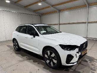 Volvo Xc-60 2.0T6 PluginHybrid 186kW Automaat AWD Ultimate DARK Pano picture 2