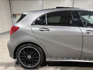 Mercedes A-klasse 180 90kW Automaat Pano Ambition picture 27
