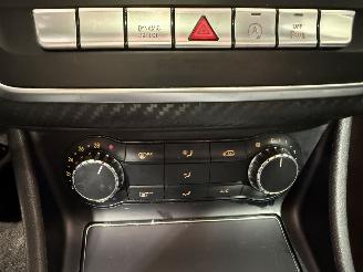 Mercedes A-klasse 180 90kW Automaat Pano Ambition picture 34