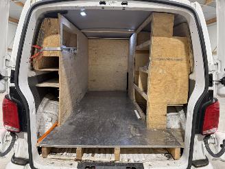 Volkswagen Transporter 2.0TDI 81kW L2H1 2xSchuifdeur Navi picture 21