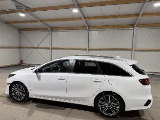 Kia Ceed 1.5T-GDI 103kW Automaat Pano GT-Plusline picture 11