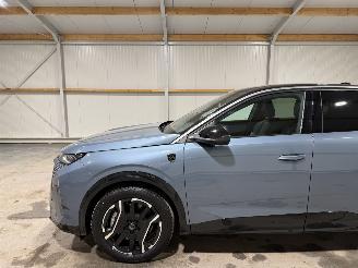 Peugeot e-3008 73kWh 157kWh GT Avantage 210 picture 13