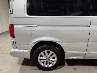 Volkswagen Transporter 2.0TDI 103kW DC Highline picture 28