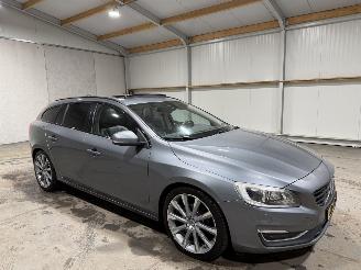 Volvo V-60 2.0T5 180kW Automaat Summum Schuifkantel picture 2